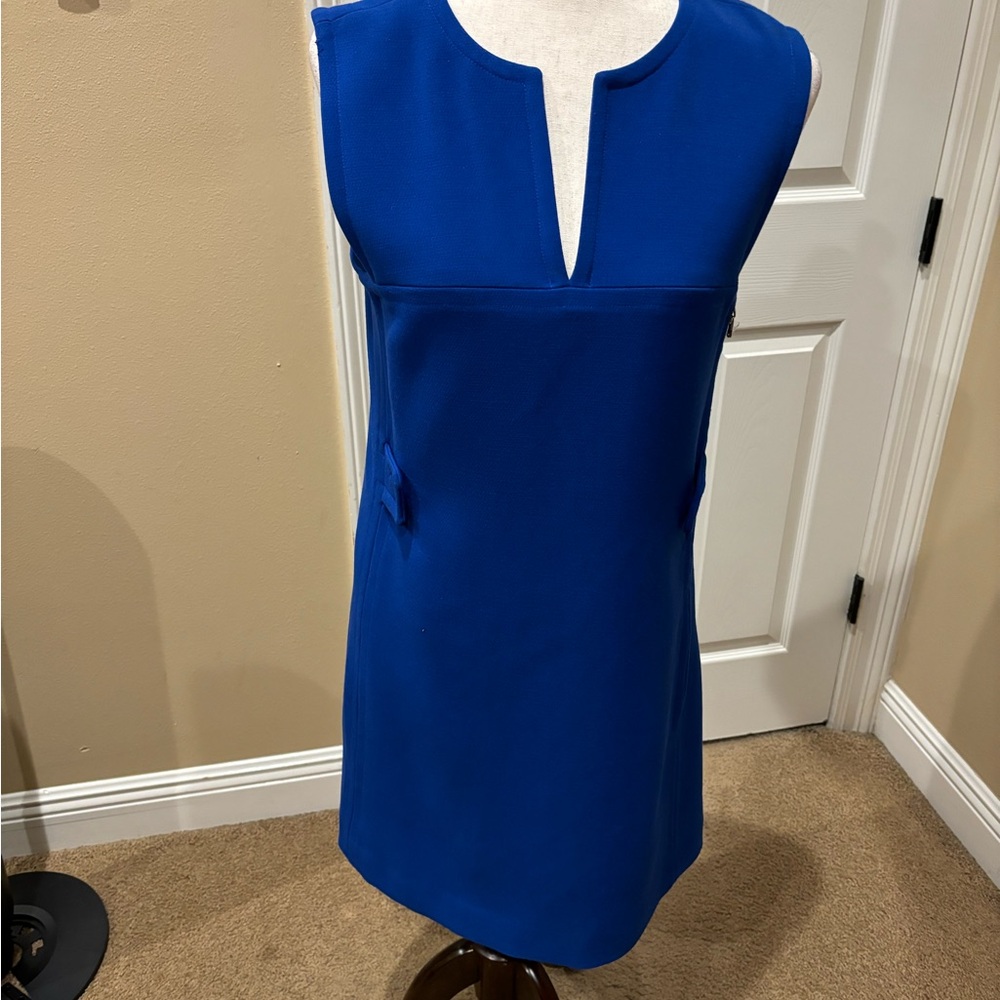 Cute Sapphire mini dress size 6 by Rachel Roy